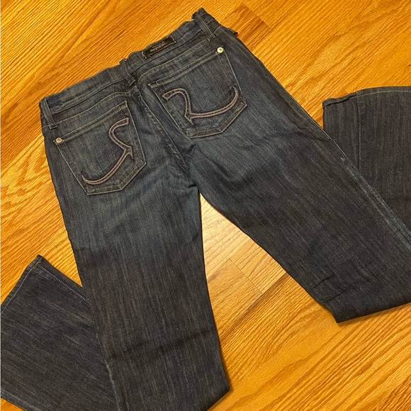 ROCK & REPUBLIC Size 27 Jeans - Picture 4 of 5